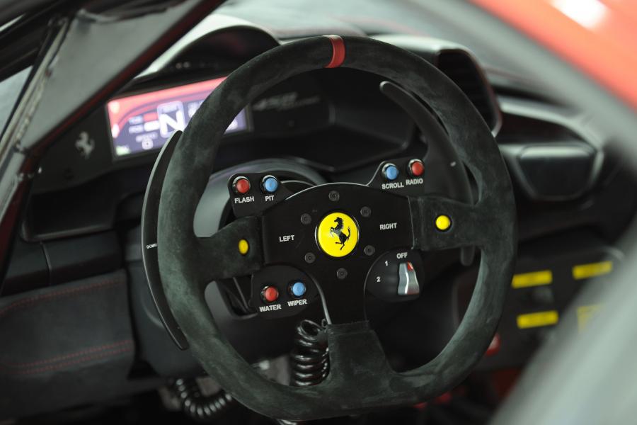  Ferrari 458 Italia Challenge 2010 года  (фото 14 из 52)